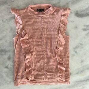 Jessica Simpson small sleeveless top in a blush pink.
